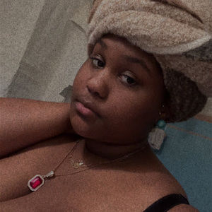 Meet your Posher, Zakeya